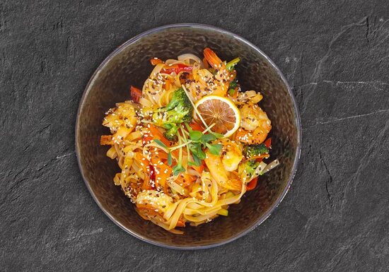 Wok ar tīģergarnelēm